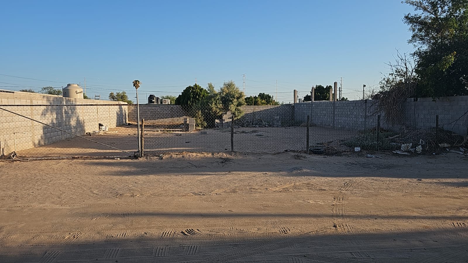 Calle Miguel Hidalgo y Av. Lucero Viuda de Morúa